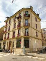 101 - Appart rénové avec 1 chambre spacieuse - Tram et Clinique Mutualiste à 1 min - Chambres d’hôtes