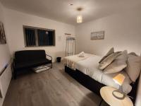 ApartHotel Flat 8 - 10 min to centre by Property Promise - B&B Cardiff