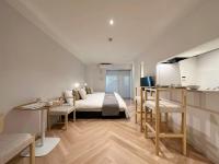 b hotel Rijodori - Complimentary Breakfast Included, City Central Studio - B&B Hiroshima
