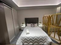 Diamond in City Luxury Suites - B&B Accra