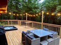 B&B Saint-Gabriel-de-Valcartier - Chalets Terre De l’Orme with Spa tucked away in nature - Bed and Breakfast Saint-Gabriel-de-Valcartier