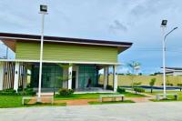 Renovated Plumera Condo Near Mactan Airport, Mall and School - Ferienwohnung