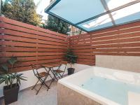 B&B Larnaca - The Secret Yard - Bed and Breakfast Larnaca