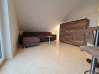 Apartment mit Balkon