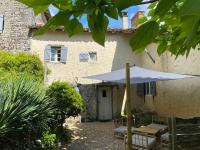Maison d'Amis - Chambres d’hôtes Salles-Lavalette