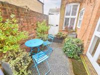 Host & Stay - Roper Villa - B&B
