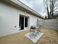 Le Chic - Parking - Extérieur - Fibre - Calme - Bed and Breakfast