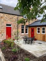 Signalman's Cottage in Clachnaharry - B&B