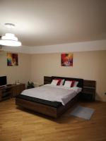 Apartment mit Balkon