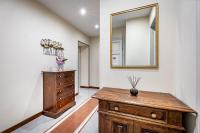 THREE APARTMENTS Via Roma - Bed and Breakfast Florence