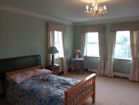 B&B Kinnegad - Hardwood Hall - Bed and Breakfast Kinnegad