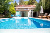 Tam Korunaklı Villa Kaputaş 4 - B&B
