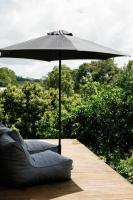 The Nest, Tiny House With a View. Byron Hinterland - B&B Clunes