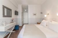 Double Room (plus 1 extra bed)