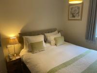 B&B Southampton - Number 10 Serviced Apartment - Chapel - Bed and Breakfast Southampton