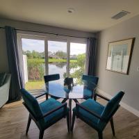 Octopus Perfect Location On Pond 3 Mile To Gulf Beach - B&B Bonita Springs