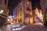 APPARTEMENT CENTRE MEDIEVAL SPACIEUX AVEC ASCENSEUR, La suite cosy de la boëtie - B&B