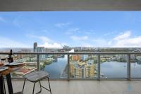 Infinite View - Balcony- Amazing Pool- Near Beach - B&B