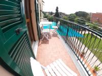 Apartment Superiore a 950 metri dal mare - Bed and Breakfast Albisola Superiore