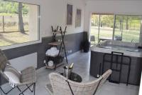 Villa Gard'iguette avec SPA entre vignes &garrigue - B&B Carnas