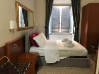 A ROSMINI SUITES - B&B Roma
