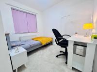 Room in Oldham, Manchester - B&B