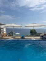 Entire holiday flat in Sarande - Bed and Breakfast Sarandë