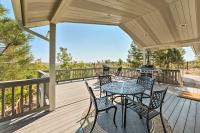 Fireplace, Deck and Grill Show Low Haven - B&B