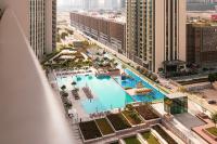 Burj Khalifa View, 2 Balcony w Lounge, Dubai Mall Access, Gym, Infinity-Pool, Playground, BBQ, Family Friendly - Chambres d'hôtes Dubaï