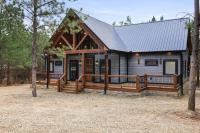 B&B Broken Bow - Lone Pine Lodge. Brand new! 2 bedroom luxury cabin. - Bed and Breakfast Broken Bow