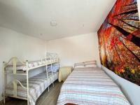 Triple Room with Shared Bathroom