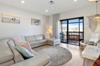 3 61 St Andrews Boulevard - B&B