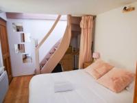 Le Lilly Rose - Mini duplex dans le cœur historique - B&B
