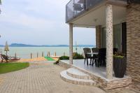 Parton Villa Apartments - Chambres d’hôtes Fonyód