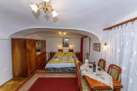 Two-Bedorom Apartment with Balcony