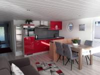 B&B Wangerland - Hausboot Optima - Bed and Breakfast Wangerland