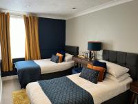 Chambre Lits Jumeaux avec Salle de Bains Privative
