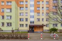 Apartment with Balcony for 2 People in Warsaw by Noclegi Renters - B&B