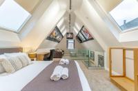 One-Bedroom Apartment - Memorabilia Suite