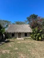 B&B Espita - Hacienda Guesthouse with Private Cenote - Bed and Breakfast Espita