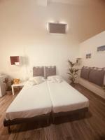 Chambre Double ou Lits Jumeaux - Accessible aux Personnes à Mobilité Réduite