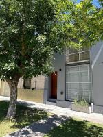 Casita en tranquilo barrio residencial - B&B