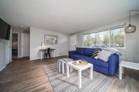 B&B Vancouver - #StayInMyDistrict Vancouver Near Shopping & Dining - Bed and Breakfast Vancouver