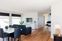 The Nest Beach Getaway - Bed and Breakfast Torquay