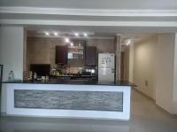 B&B Kairo - Comfy Luxurious Apartment in Central Location in Mansheyet El Bakry East Cairo - Bed and Breakfast Kairo