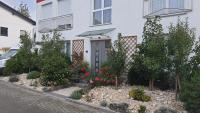 Helle Wohnung mit Balkon 120qm, 4Zimmer - Bed and Breakfast