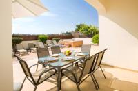 Kiki Villa-3 bedroom villa with Jacuzzi - B&B Protaras