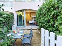 Jardin, terrasse, climatisation, à 5 minutes à pied des plages, commerces et animations - B&B