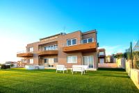 Apartments Nicolas - Beach & Sea 10m away - Amazing sea view! - Chambres d'hôtes Rtina