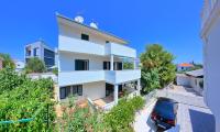Apartments CVITA Holiday - Chambres d'hôtes Rogoznica